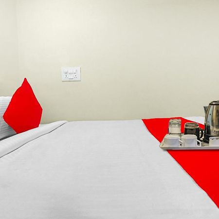 Hotel O Aayush Stay Inn Гайдарабад Екстер'єр фото